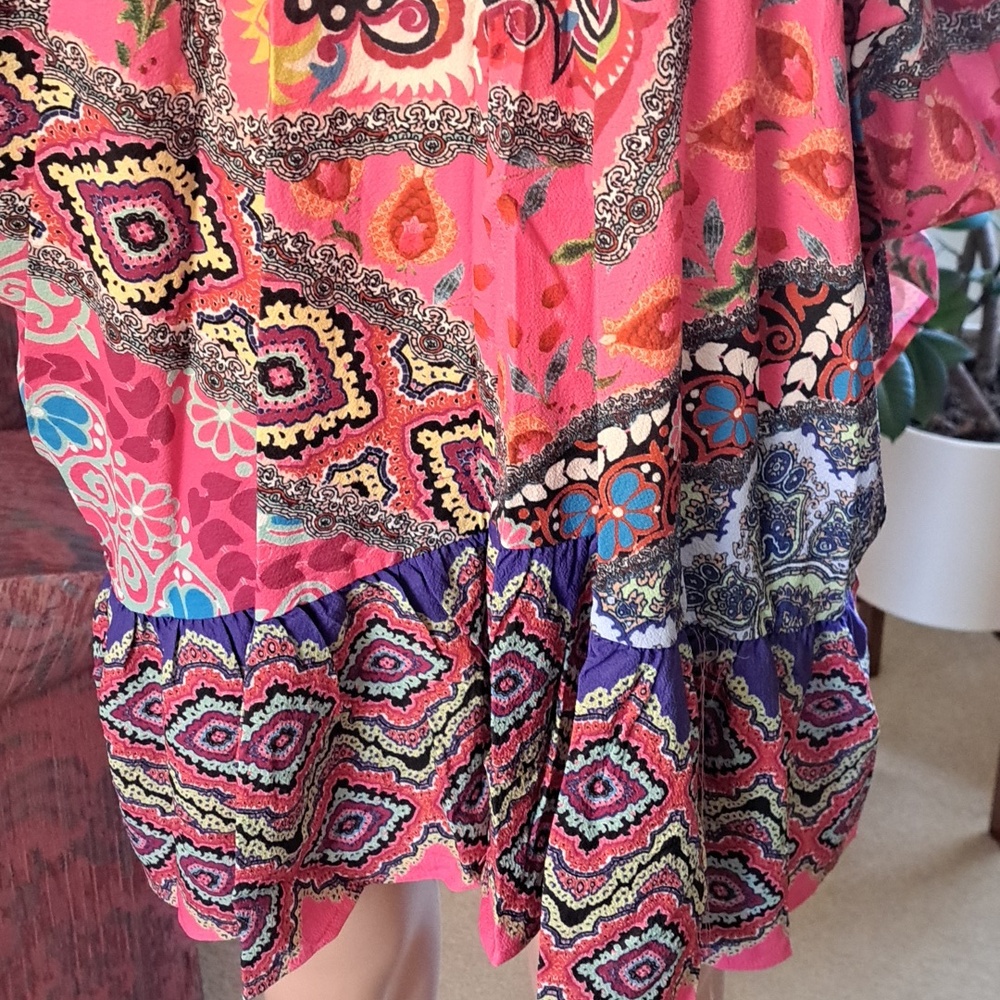 Umgee Vibrant Pink Paisley Patchwork Tie-Neck Coverup - Picture 4 of 7